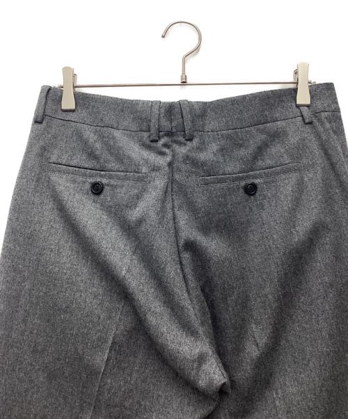 AMI Alexandre Mattiussi（アミアレクサンドルマテュッシ）AMI Alexandre Mattiussi (アミアレクサンドルマテュッシ) スラックス グレー サイズ:SIZE 40の古着・服飾アイテム