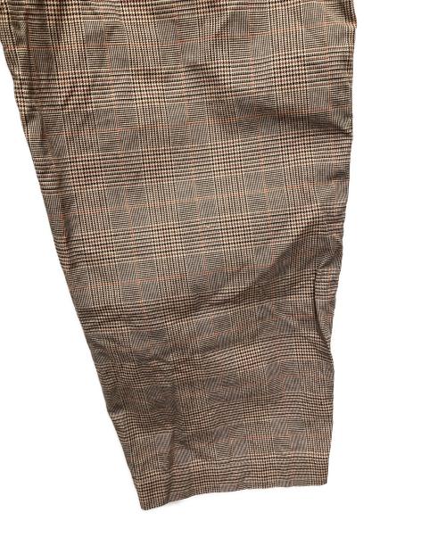 sacai（サカイ）sacai (サカイ) アジャストバックルベルトチェックパンツ ブラウン サイズ:SIZE W30×L21の古着・服飾アイテム