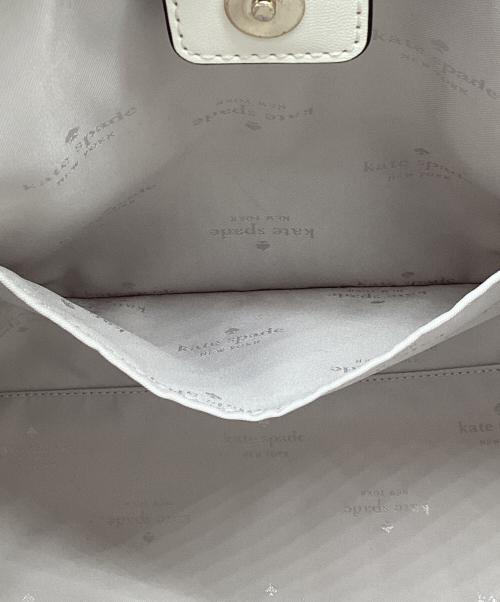 Kate Spade（ケイトスペード）Kate Spade (ケイトスペード) ラージショルダーバッグ ホワイトの古着・服飾アイテム