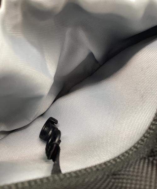 ARC'TERYX（アークテリクス）ARC'TERYX (アークテリクス) ショルダーポーチ ブラックの古着・服飾アイテム