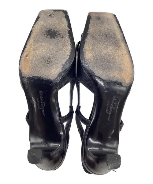 Salvatore Ferragamo（サルヴァトーレ フェラガモ）Salvatore Ferragamo (サルヴァトーレ フェラガモ) ヒールパンプス ブラック サイズ:SIZE 22.5cmの古着・服飾アイテム