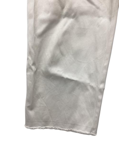 DRAWER（ドゥロワー）Drawer (ドゥロワー) カットオフワイドデニムパンツ ホワイト サイズ:SIZE 36の古着・服飾アイテム