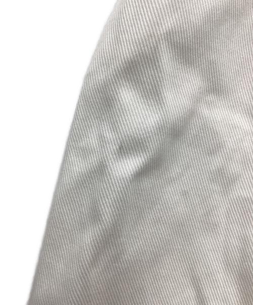 DRAWER（ドゥロワー）Drawer (ドゥロワー) カットオフワイドデニムパンツ ホワイト サイズ:SIZE 36の古着・服飾アイテム