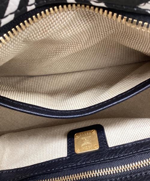 MCM（エムシーエム）MCM (エムシーエム) ミニボストンバッグ ブラックの古着・服飾アイテム