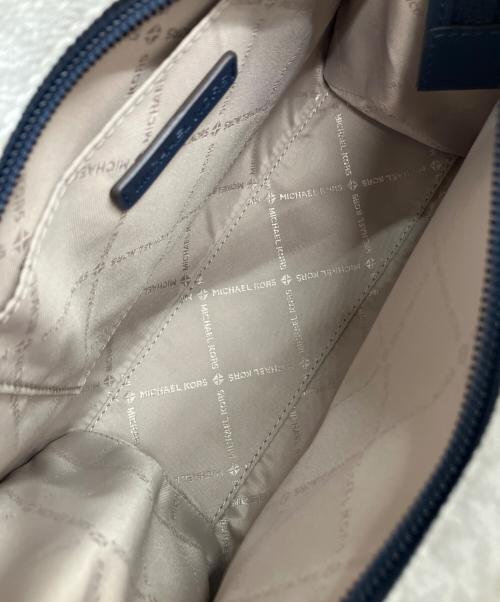 MICHAEL KORS（マイケルコース）MICHAEL KORS (マイケルコース) 2WAYバッグ ミレラ ホワイト×ネイビーの古着・服飾アイテム