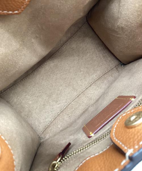 COACH（コーチ）COACH (コーチ) 2WAYバッグ フィールドトート22 ホワイト×ブラウンの古着・服飾アイテム