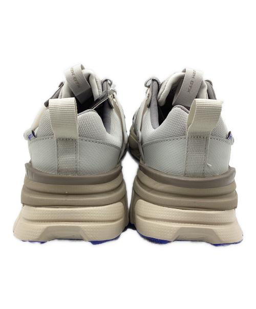 NIKE（ナイキ）NIKE (ナイキ) v2k run gtx ローカットスニーカー グレー サイズ:SIZE 25cmの古着・服飾アイテム