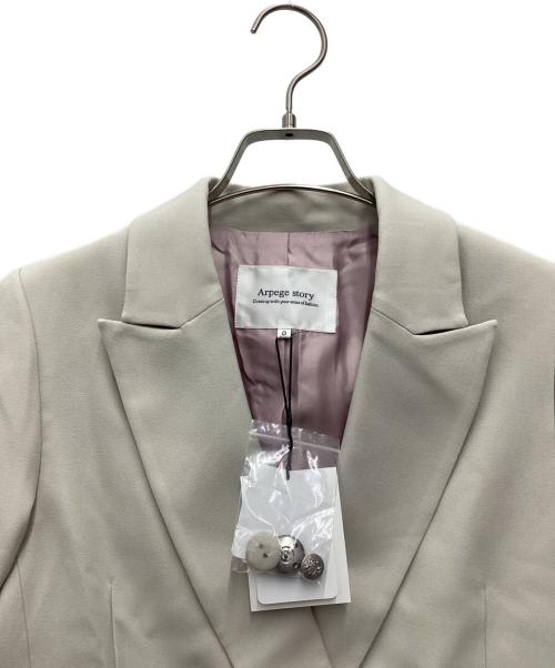 ARPEGE STORY（アルページュストーリー）Arpege story (アルページュストーリー) Wボタンテーラードジャケット アイボリー サイズ:SIZE 0の古着・服飾アイテム
