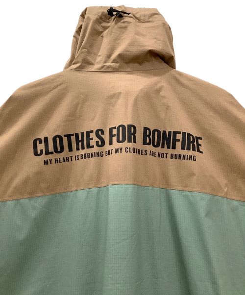 Bonfire Snowboarding（ボンファイア）Bonfire Snowboarding (ボンファイア) Bonfire Snowboarding　ビッグシルエットポンチョ グリーン サイズ:Mサイズ 未使用品の古着・服飾アイテム