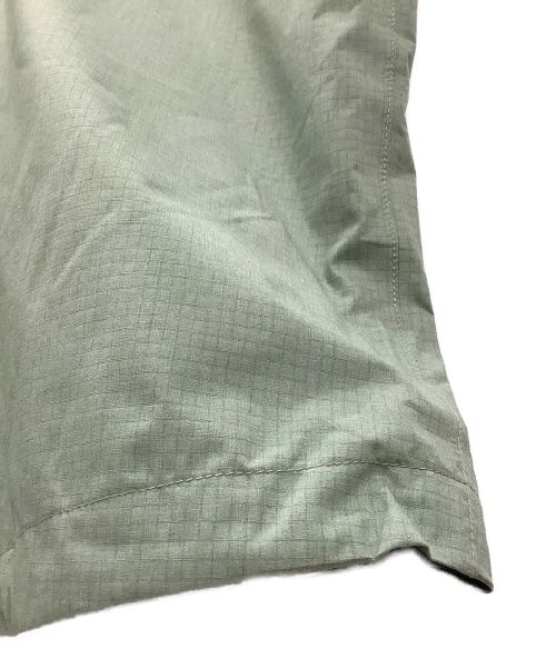 Bonfire Snowboarding（ボンファイア）Bonfire Snowboarding (ボンファイア) Bonfire Snowboarding　ビッグシルエットポンチョ グリーン サイズ:Mサイズ 未使用品の古着・服飾アイテム