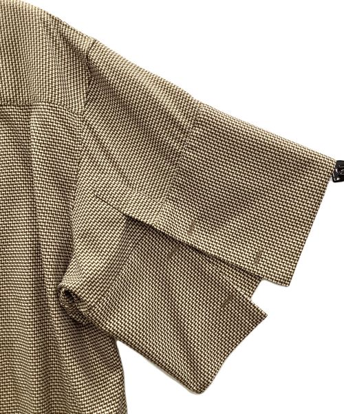 SYU.HOMME/FEMM（シュウオムフェム）SYU.HOMME/FEMM (シュウオムフェム) ノーカラーシャツ ブラウン サイズ:2の古着・服飾アイテム