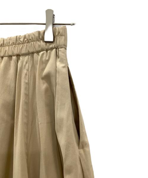 CADUNE（カデュネ）CADUNE (カデュネ) フレアスカート ベージュ サイズ:38の古着・服飾アイテム