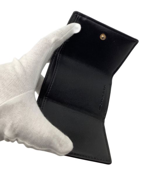 MICHAEL KORS（マイケル・コース）MICHAEL KORS (マイケルコース) 3つ折り財布 ブラックの古着・服飾アイテム