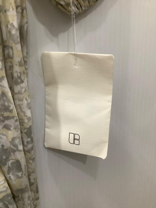 IENA（イエナ）IENA (イエナ) IENA シャドーフローラルワンピース ベージュ サイズ:Freeの古着・服飾アイテム