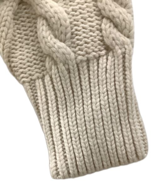 apartment Three（アパートメントスリー）apartment Three (アパートメントスリー) Apartment Three Chunky Cable-Knit Sweater アイボリー サイズ:Sの古着・服飾アイテム