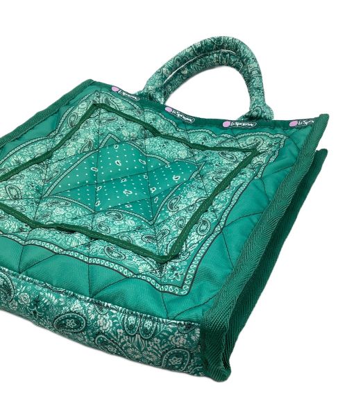 LeSportsac Atelier（レスポートサック アトリエ）LeSportsac Atelier (レスポートサック アトリエ) SM CHAIN QUILT TOTEバンダナグリーン グリーンの古着・服飾アイテム
