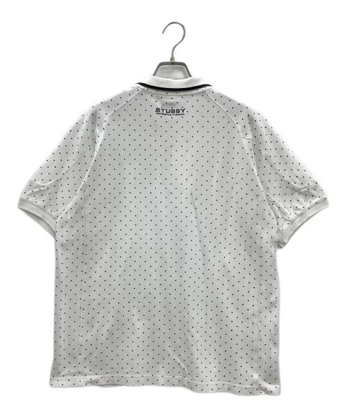 stussy（ステューシー）stussy (ステューシー) ポロシャツstussyホワイトスタードット金タグ ホワイト サイズ:SIZE Mの古着・服飾アイテム