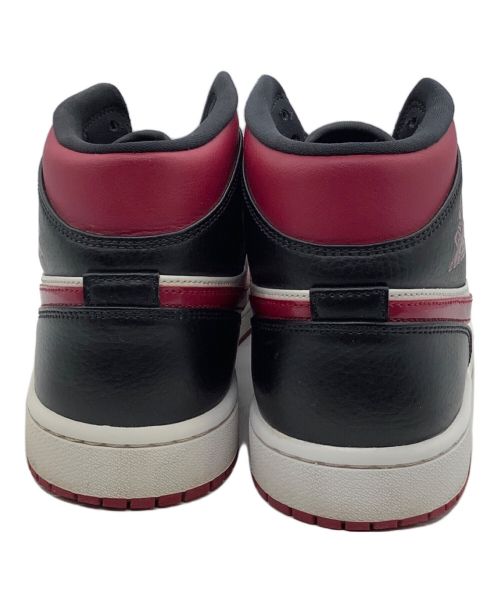 NIKE（ナイキ）NIKE (ナイキ) AIR JORDAN 1 MID ブラック×レッド サイズ:UK8.5の古着・服飾アイテム