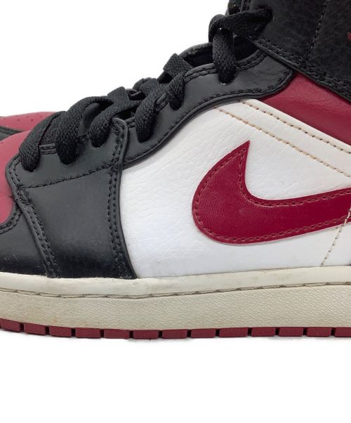 NIKE（ナイキ）NIKE (ナイキ) AIR JORDAN 1 MID ブラック×レッド サイズ:UK8.5の古着・服飾アイテム