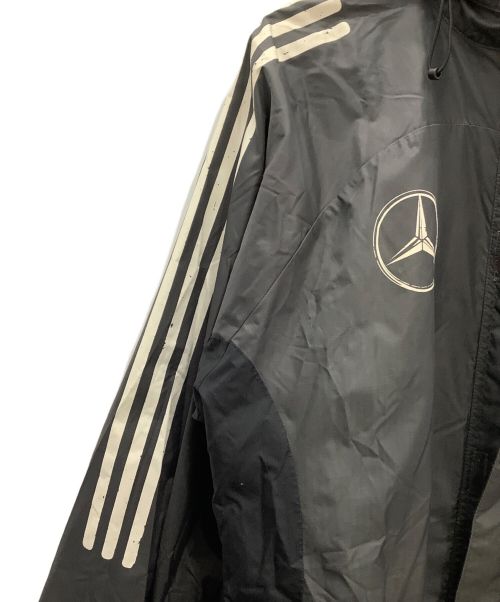 adidas（アディダス）adidas (アディダス) Mercedes Benz (メルセデスベンツ) ウインドブレーカー グレー サイズ:XOの古着・服飾アイテム
