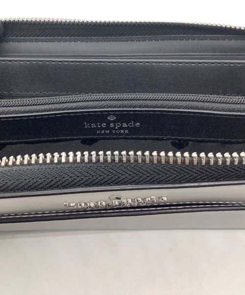 Kate Spade（ケイトスペード）Kate Spade (ケイトスペード) 長財布 グレー×ホワイトの古着・服飾アイテム