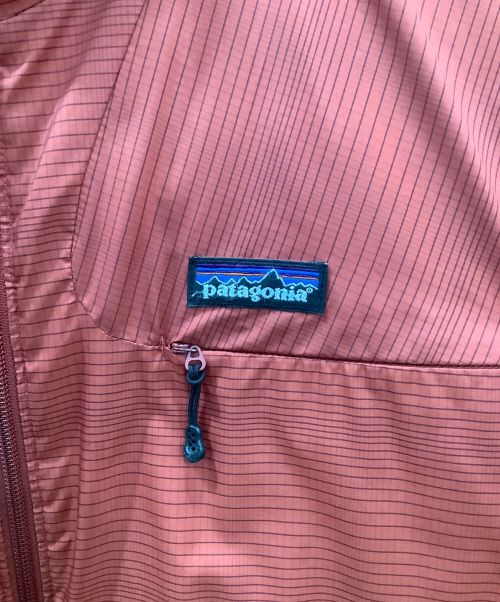 Patagonia（パタゴニア）Patagonia (パタゴニア) Patagonia マイクロパフフーデッドジャケット レッド サイズ:Sの古着・服飾アイテム