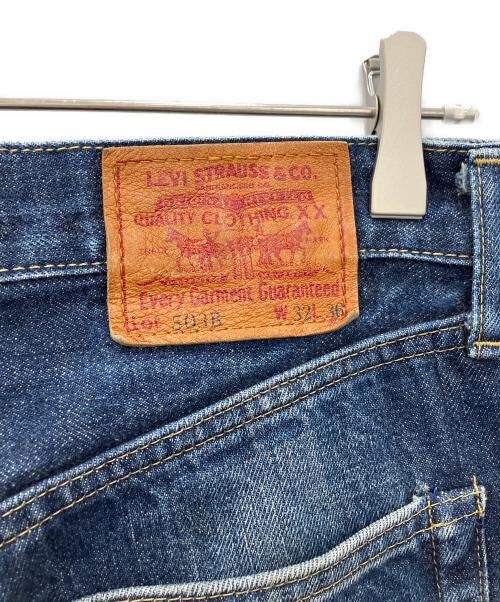 LEVI'S（リーバイス）LEVI'S (リーバイス) デニムパンツ　LEVI'S　メンズ　ネイビー　140周年 日本製 裏ボタンJ22 ネイビー サイズ:W32×L36の古着・服飾アイテム