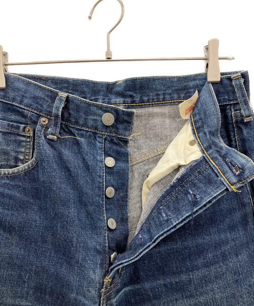 LEVI'S（リーバイス）LEVI'S (リーバイス) デニムパンツ　LEVI'S　メンズ　ネイビー　140周年 日本製 裏ボタンJ22 ネイビー サイズ:W32×L36の古着・服飾アイテム