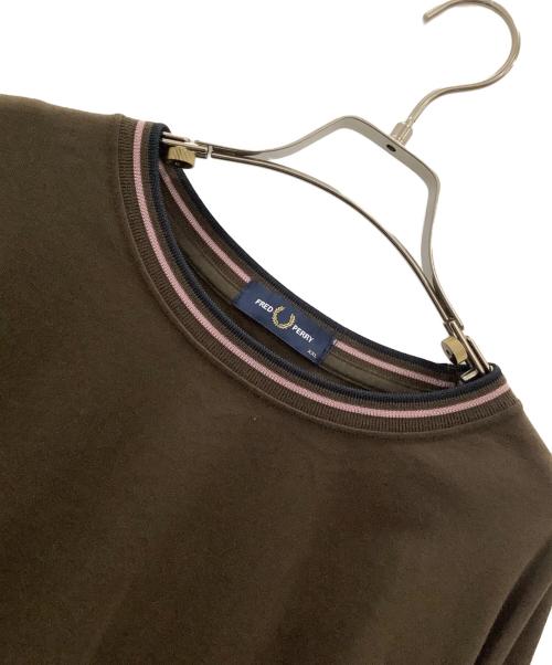 FRED PERRY（フレッドペリー）FRED PERRY (フレッドペリー) Twin Tipped Long Sleeve T-Shirt ダークブラウン サイズ:XXL 未使用品の古着・服飾アイテム