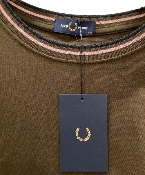 FRED PERRY（フレッドペリー）FRED PERRY (フレッドペリー) Twin Tipped Long Sleeve T-Shirt ダークブラウン サイズ:XXL 未使用品の古着・服飾アイテム