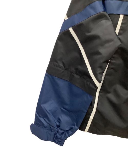 BANDAI（バンダイ）BANDAI (バンダイ) デザイアグランプリジャケットBANDAI仮面ライダーギーツタグ付 ブラック サイズ:XLの古着・服飾アイテム