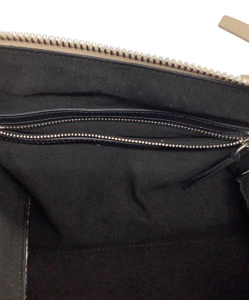 Emilio Pucci（エミリオ プッチ）Emilio Pucci (エミリオ プッチ) Emilio Pucci ショルダーバッグ タグ・カード付 ベージュの古着・服飾アイテム