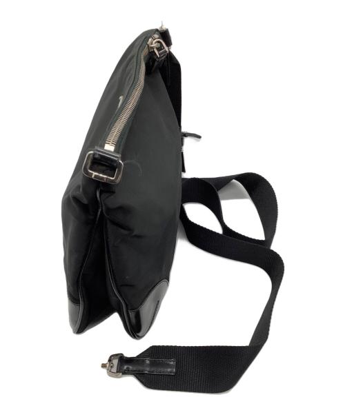 PRADA（プラダ）PRADA (プラダ) ナイロンショルダーバッグ ブラックの古着・服飾アイテム