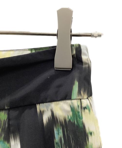 Noble（ノーブル）Noble (ノーブル) フラワープリントスカートブラックNoble ブラック サイズ:SIZE FREEの古着・服飾アイテム