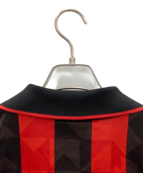 LOTTO（ロット）LOTTO (ロット) ゲームシャツLOTTOレッド×ブラックAC ミラン 93/94 ホーム MOTTA期 レッド×ブラック サイズ:SIZE 不明の古着・服飾アイテム