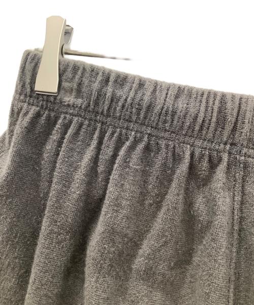 COOTIE PRODUCTIONS（クーティープロダクツ）COOTIE PRODUCTIONS (クーティープロダクツ) ハーフパンツ グレー サイズ:Mの古着・服飾アイテム