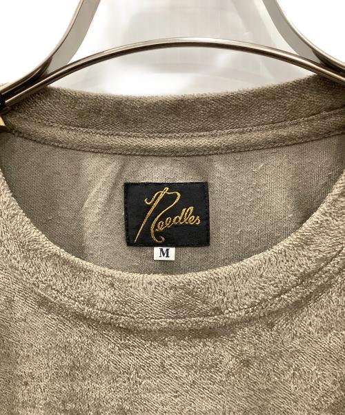 Needles（ニードルズ）Needles (ニードルズ) PAPILLON EMB POCKET TEE R/PE VELOUR ベージュ サイズ:Mの古着・服飾アイテム