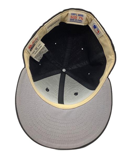 New Era（ニューエラ）New Era (ニューエラ) FOG ESSENTIALS (フィアオブゴッド エッセンシャル) キャップ　New Era　FOG ESSENTIALSブラック ブラックの古着・服飾アイテム
