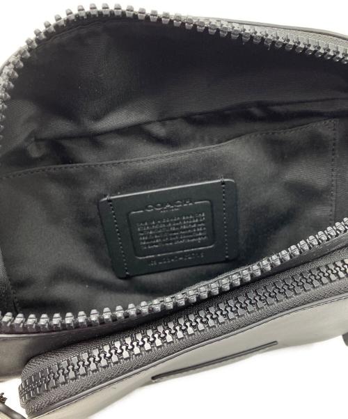 COACH（コーチ）COACH (コーチ) ボディバッグ　COACH　ブラック ブラックの古着・服飾アイテム