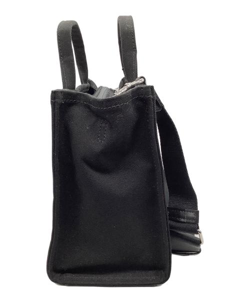 MARC JACOBS（マークジェイコブズ）MARC JACOBS (マークジェイコブズ) ショルダーバッグ　MARC JACOBS　	ブラック　MANGA ARCHER ブラックの古着・服飾アイテム