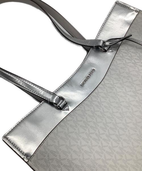 MICHAEL KORS（マイケルコース）MICHAEL KORS (マイケルコース) トートバッグ シルバーの古着・服飾アイテム