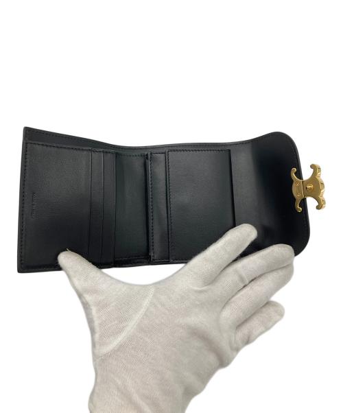 CELINE（セリーヌ）CELINE (セリーヌ) トリオンフ スモールフラップウォレット ブラックの古着・服飾アイテム