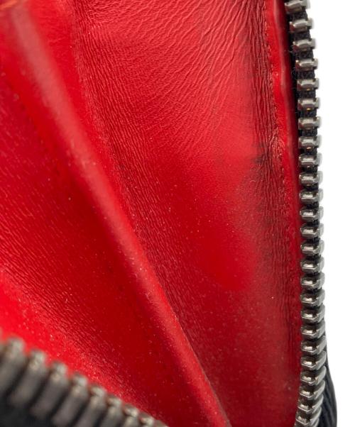 Christian Louboutin（クリスチャン・ルブタン）Christian Louboutin (クリスチャン・ルブタン) 長財布　Christian Louboutin　ラウンドファスナー　ブラック　スタッズ欠品有 ブラックの古着・服飾アイテム