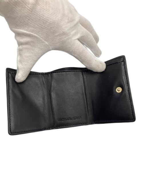 MICHAEL KORS（マイケル・コース）MICHAEL KORS (マイケル・コース) 3つ折り財布 ブラックの古着・服飾アイテム