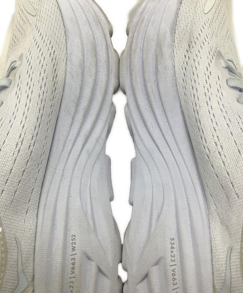 HOKAONEONE（ホカオネオネ）HOKAONEONE (ホカオネオネ) スニーカー　HOKAONEONE　レディース　　ホワイト23cm　BONDI 8 ホワイト サイズ:23cmの古着・服飾アイテム