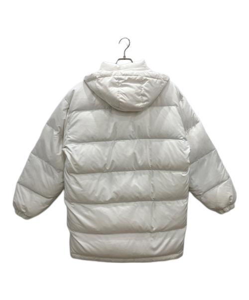 FRED PERRY（フレッドペリー）FRED PERRY (フレッドペリー) ダウンジャケット　FRED PERRY　メンズ　ホワイト　	ヨゴレ有 ホワイト サイズ:Sの古着・服飾アイテム
