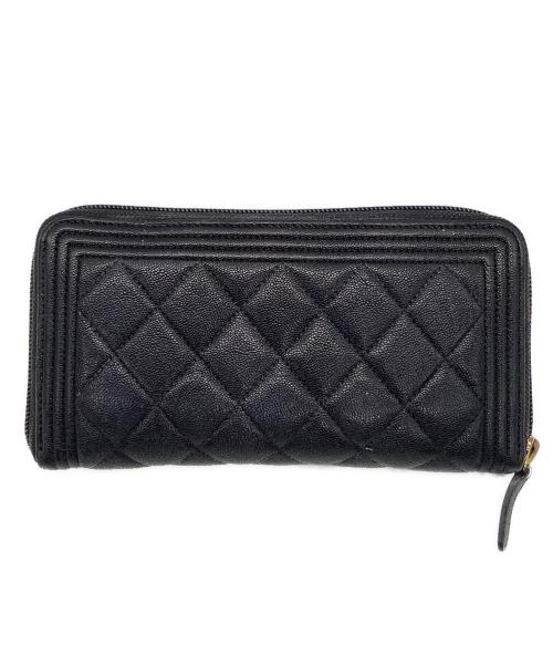 CHANEL（シャネル）CHANEL (シャネル) ラウンドファスナー財布　CHANEL　ボーイシャネル　キャビアスキン ブラックの古着・服飾アイテム