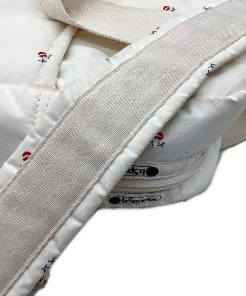 LeSportsac（レスポートサック）LeSportsac (レスポートサック) PUFFY 2WAY バック　LeSportsac　神崎 恵 コラボ ホワイトの古着・服飾アイテム