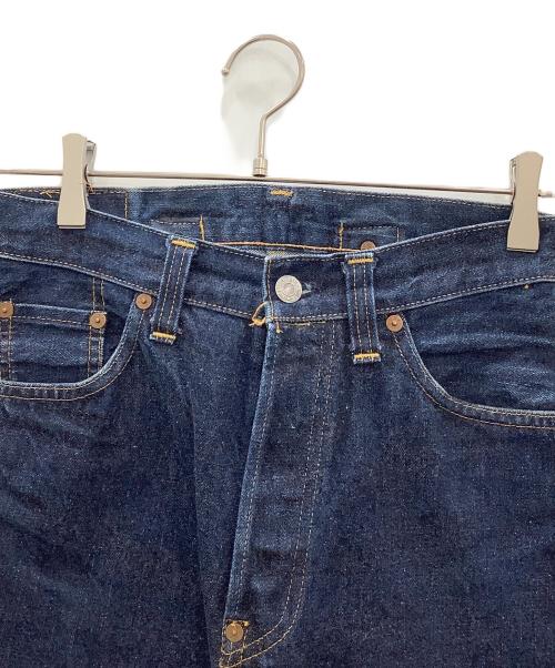 LEVI'S（リーバイス）LEVI'S (リーバイス) デニムパンツLEVI'Sボタン裏555 米国バレンシア工場 98年8月 インディゴ サイズ:SIZE 78.5cm (W31)の古着・服飾アイテム