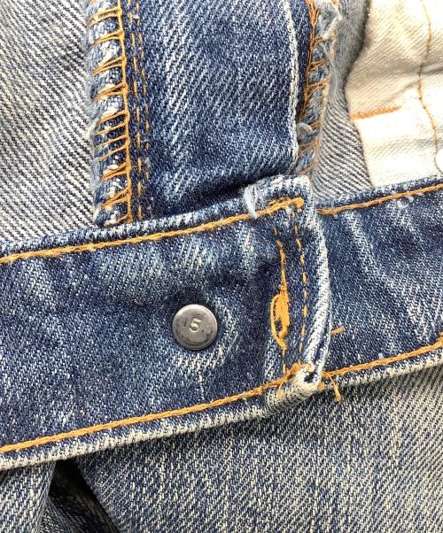 LEVI'S（リーバイス）LEVI'S (リーバイス) ビンテージデニムパンツ　LEVI'S　70’s 66前期 ボタン裏5 42TALON バックポケット裏シングルステッチ インディゴ サイズ:SIZE 83.5cm (W33)の古着・服飾アイテム